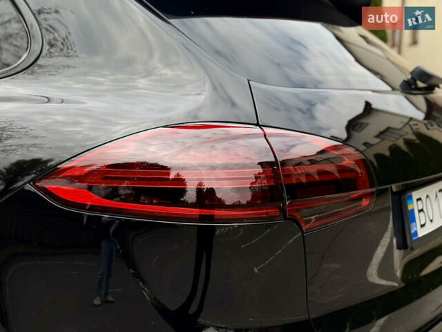 Порше Cayenne 2015 у Тернополі на Automoto.ua Чорний Порше Cayenne, об'ємом двигуна 2.97 л та пробігом 298 тис. км за 29900 $, фото 16 на Automoto.ua
