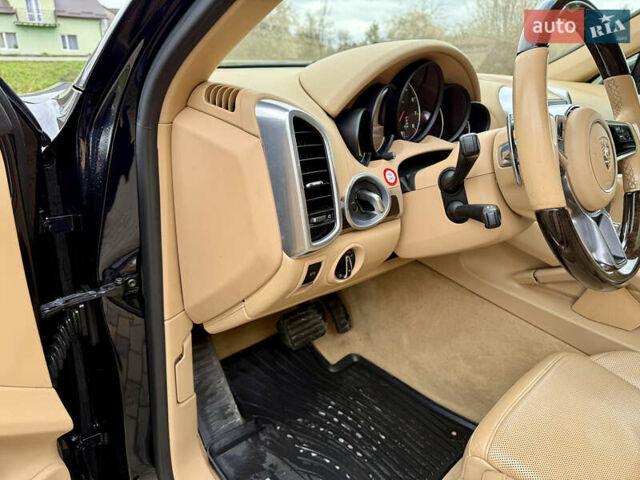 Чорний Порше Cayenne, об'ємом двигуна 3.6 л та пробігом 138 тис. км за 31000 $, фото 11 на Automoto.ua