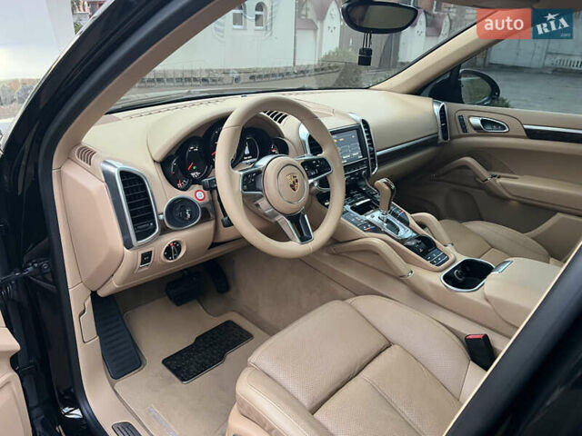 Черный Порше Каен, объемом двигателя 3.6 л и пробегом 274 тыс. км за 24950 $, фото 154 на Automoto.ua