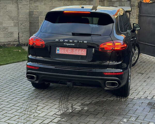 Черный Порше Каен, объемом двигателя 2.97 л и пробегом 170 тыс. км за 34500 $, фото 10 на Automoto.ua