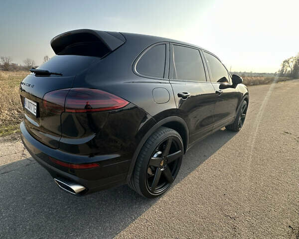Чорний Порше Cayenne, об'ємом двигуна 2.97 л та пробігом 140 тис. км за 32500 $, фото 1 на Automoto.ua