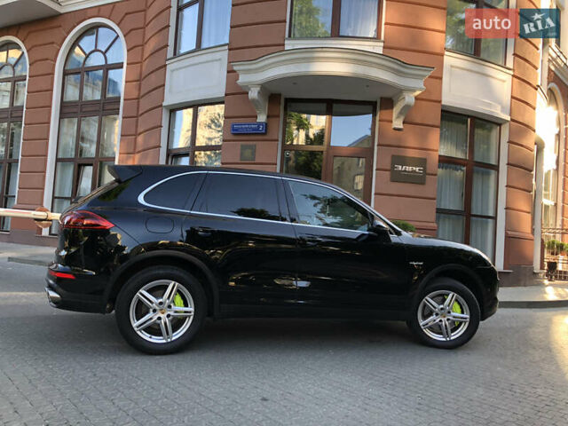 Черный Порше Каен, объемом двигателя 3 л и пробегом 110 тыс. км за 34000 $, фото 5 на Automoto.ua