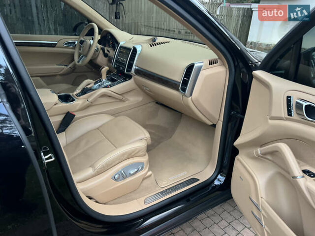 Черный Порше Каен, объемом двигателя 3.6 л и пробегом 274 тыс. км за 24950 $, фото 75 на Automoto.ua