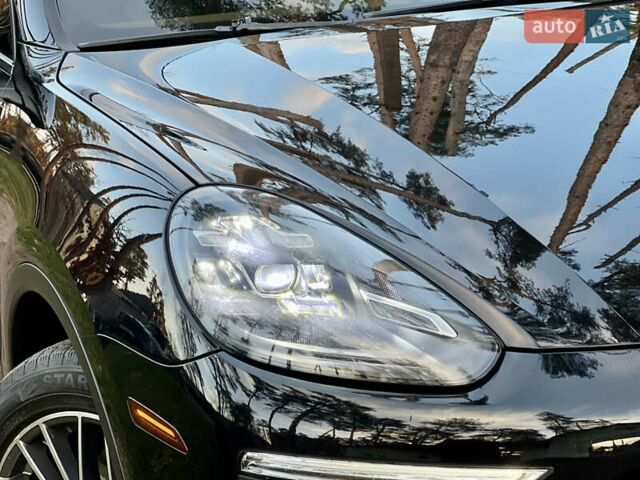 Черный Порше Каен, объемом двигателя 3.6 л и пробегом 274 тыс. км за 24950 $, фото 7 на Automoto.ua