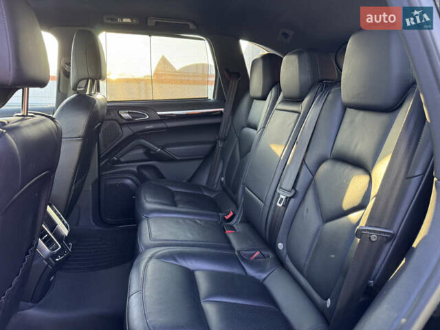 Чорний Порше Cayenne, об'ємом двигуна 3.6 л та пробігом 88 тис. км за 23950 $, фото 42 на Automoto.ua