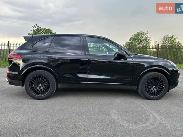 Чорний Порше Cayenne, об'ємом двигуна 2.97 л та пробігом 160 тис. км за 30000 $, фото 8 на Automoto.ua