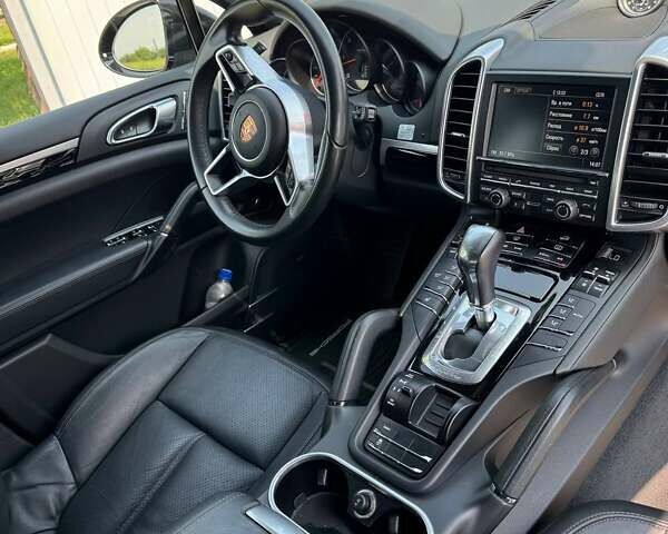 Чорний Порше Cayenne, об'ємом двигуна 2.97 л та пробігом 170 тис. км за 33500 $, фото 9 на Automoto.ua