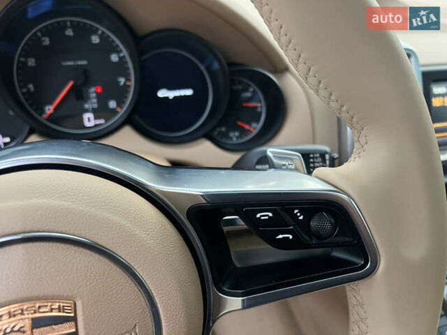 Черный Порше Каен, объемом двигателя 3.6 л и пробегом 274 тыс. км за 24950 $, фото 45 на Automoto.ua