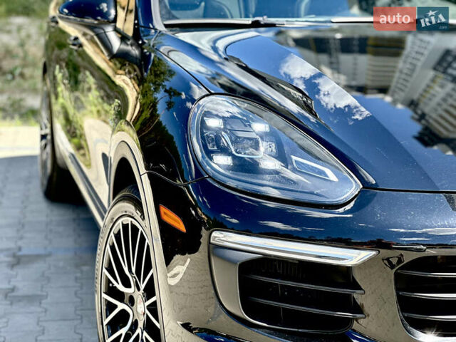 Черный Порше Каен, объемом двигателя 3 л и пробегом 101 тыс. км за 32000 $, фото 8 на Automoto.ua