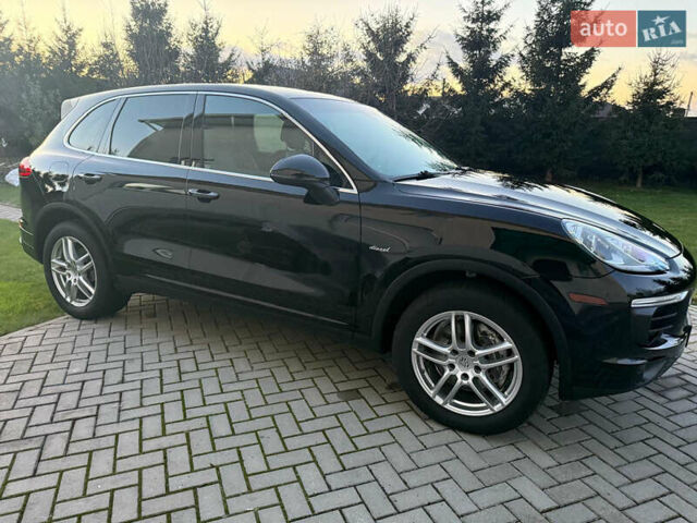 Черный Порше Каен, объемом двигателя 2.97 л и пробегом 170 тыс. км за 34500 $, фото 2 на Automoto.ua