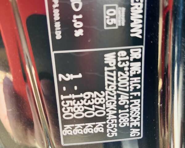 Черный Порше Каен, объемом двигателя 2.97 л и пробегом 153 тыс. км за 42000 $, фото 41 на Automoto.ua