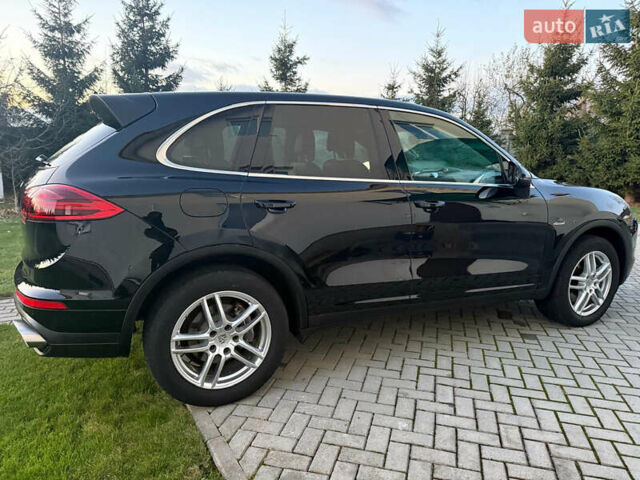 Черный Порше Каен, объемом двигателя 2.97 л и пробегом 170 тыс. км за 34500 $, фото 3 на Automoto.ua