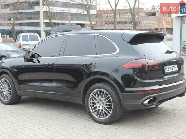 Черный Порше Каен, объемом двигателя 2.97 л и пробегом 196 тыс. км за 32000 $, фото 8 на Automoto.ua