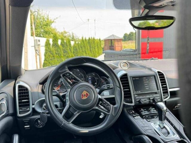 Черный Порше Каен, объемом двигателя 3 л и пробегом 170 тыс. км за 33500 $, фото 19 на Automoto.ua