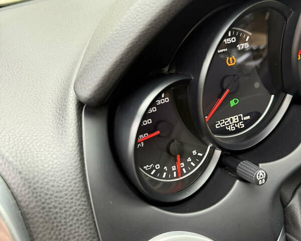 Черный Порше Каен, объемом двигателя 3.6 л и пробегом 222 тыс. км за 18000 $, фото 11 на Automoto.ua