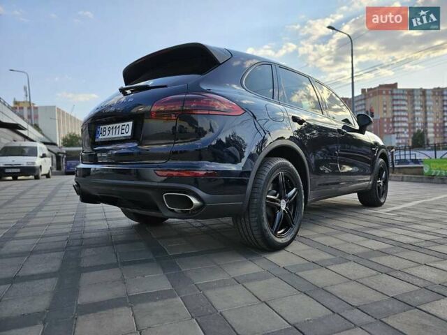 Черный Порше Каен, объемом двигателя 2.97 л и пробегом 57 тыс. км за 43900 $, фото 5 на Automoto.ua