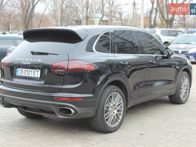 Черный Порше Каен, объемом двигателя 2.97 л и пробегом 196 тыс. км за 32000 $, фото 5 на Automoto.ua
