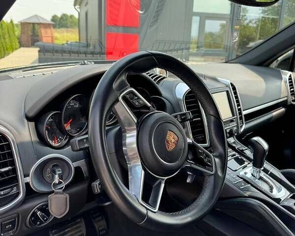 Чорний Порше Cayenne, об'ємом двигуна 2.97 л та пробігом 170 тис. км за 33500 $, фото 21 на Automoto.ua