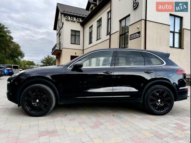 Черный Порше Каен, объемом двигателя 3.6 л и пробегом 134 тыс. км за 32000 $, фото 3 на Automoto.ua