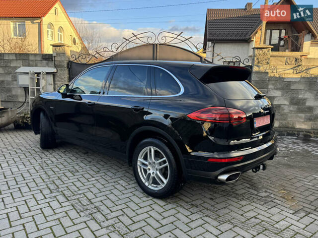 Черный Порше Каен, объемом двигателя 2.97 л и пробегом 170 тыс. км за 34500 $, фото 11 на Automoto.ua