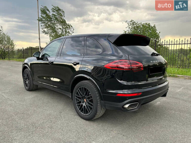 Чорний Порше Cayenne, об'ємом двигуна 2.97 л та пробігом 160 тис. км за 30000 $, фото 5 на Automoto.ua