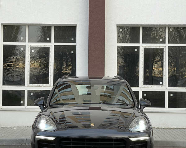 Чорний Порше Cayenne, об'ємом двигуна 3.6 л та пробігом 245 тис. км за 35550 $, фото 2 на Automoto.ua