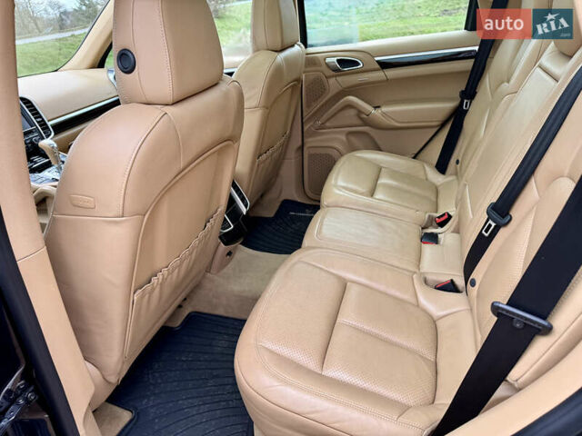 Чорний Порше Cayenne, об'ємом двигуна 3.6 л та пробігом 138 тис. км за 31000 $, фото 20 на Automoto.ua