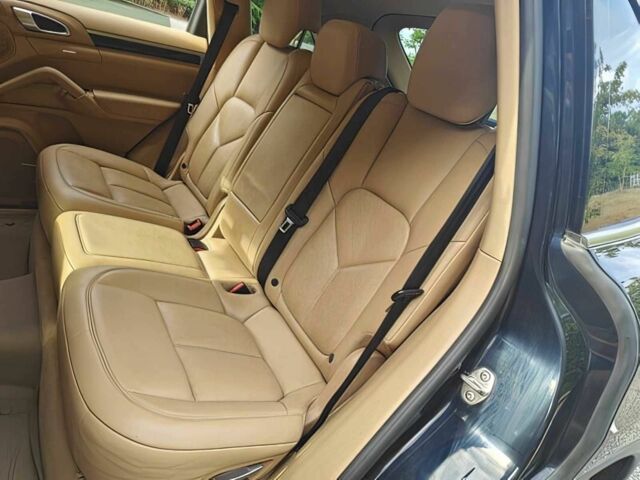 Черный Порше Каен, объемом двигателя 3 л и пробегом 79 тыс. км за 11500 $, фото 11 на Automoto.ua