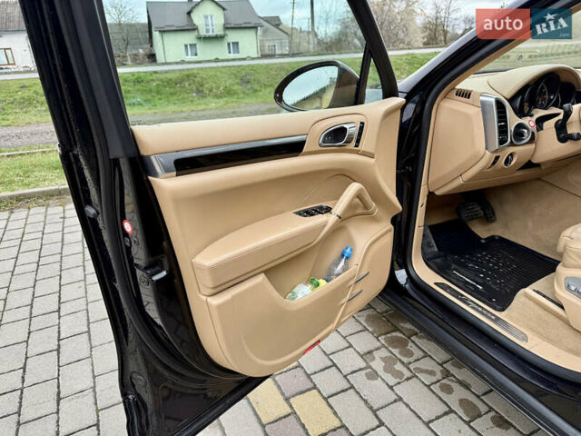 Черный Порше Каен, объемом двигателя 3.6 л и пробегом 134 тыс. км за 32000 $, фото 20 на Automoto.ua