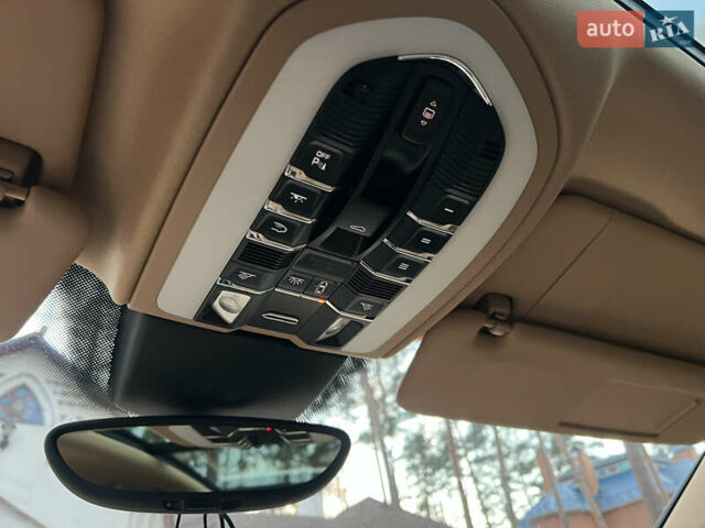 Черный Порше Каен, объемом двигателя 3.6 л и пробегом 274 тыс. км за 24950 $, фото 145 на Automoto.ua