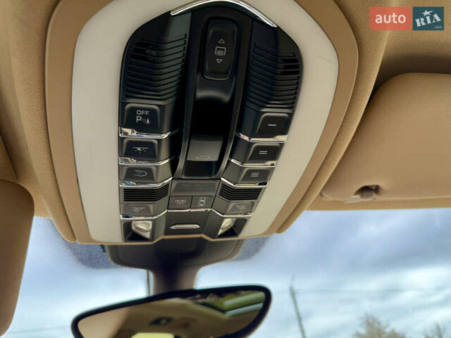 Чорний Порше Cayenne, об'ємом двигуна 3.6 л та пробігом 138 тис. км за 31000 $, фото 34 на Automoto.ua