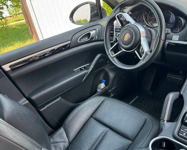 Чорний Порше Cayenne, об'ємом двигуна 2.97 л та пробігом 170 тис. км за 33500 $, фото 11 на Automoto.ua