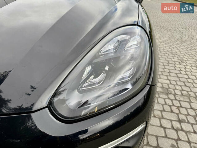 Чорний Порше Cayenne, об'ємом двигуна 3.6 л та пробігом 138 тис. км за 31000 $, фото 52 на Automoto.ua