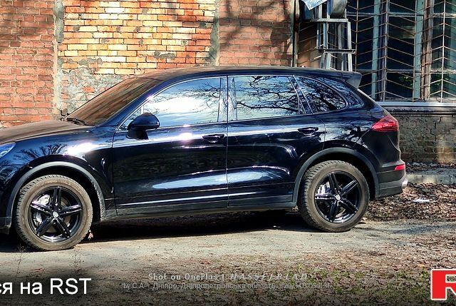 Чорний Порше Cayenne, об'ємом двигуна 3.6 л та пробігом 99 тис. км за 38999 $, фото 4 на Automoto.ua
