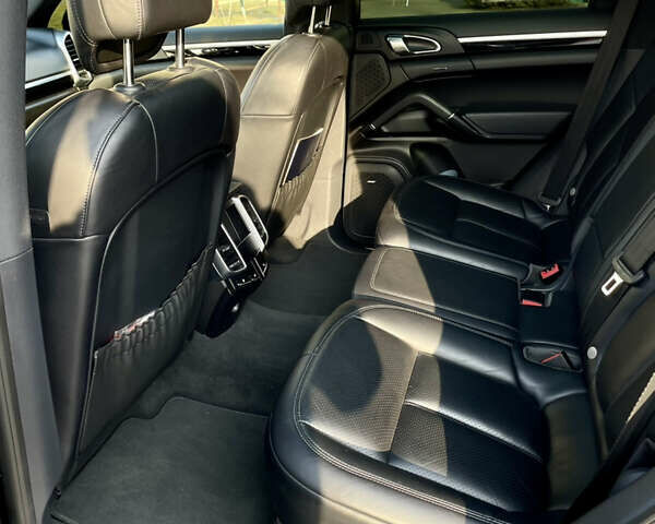 Чорний Порше Cayenne, об'ємом двигуна 3.6 л та пробігом 120 тис. км за 34200 $, фото 13 на Automoto.ua