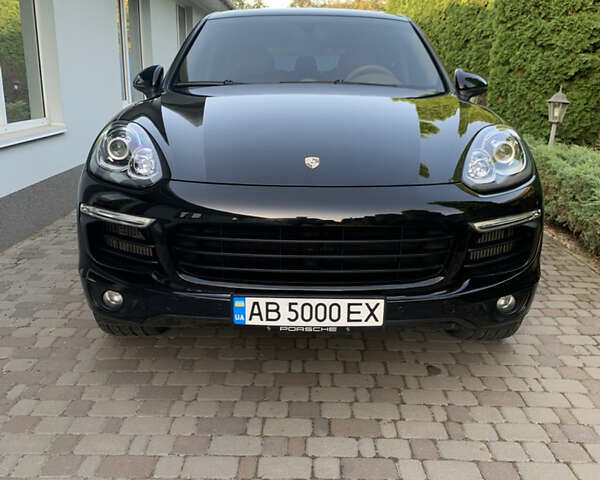 Чорний Порше Cayenne, об'ємом двигуна 2.97 л та пробігом 192 тис. км за 37500 $, фото 2 на Automoto.ua