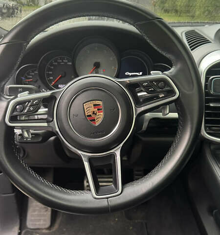 Чорний Порше Cayenne, об'ємом двигуна 3.6 л та пробігом 155 тис. км за 29999 $, фото 5 на Automoto.ua