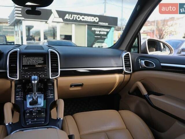 Чорний Порше Cayenne, об'ємом двигуна 3.6 л та пробігом 85 тис. км за 31000 $, фото 12 на Automoto.ua
