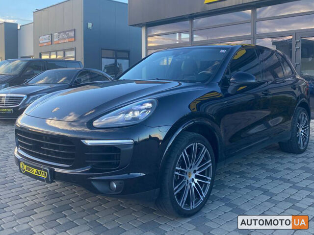 Чорний Порше Cayenne, об'ємом двигуна 3 л та пробігом 215 тис. км за 45990 $, фото 2 на Automoto.ua