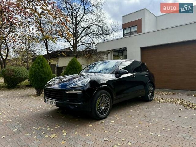 Черный Порше Каен, объемом двигателя 3 л и пробегом 140 тыс. км за 25900 $, фото 1 на Automoto.ua