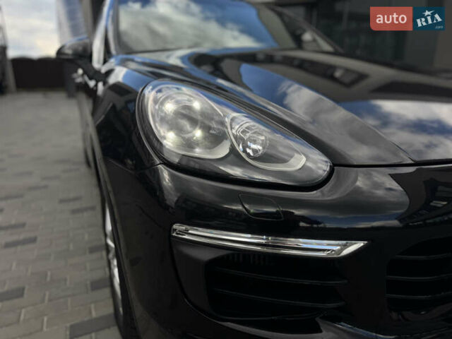 Чорний Порше Cayenne, об'ємом двигуна 2.97 л та пробігом 157 тис. км за 28900 $, фото 8 на Automoto.ua