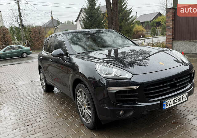 Черный Порше Каен, объемом двигателя 2.97 л и пробегом 138 тыс. км за 35500 $, фото 2 на Automoto.ua