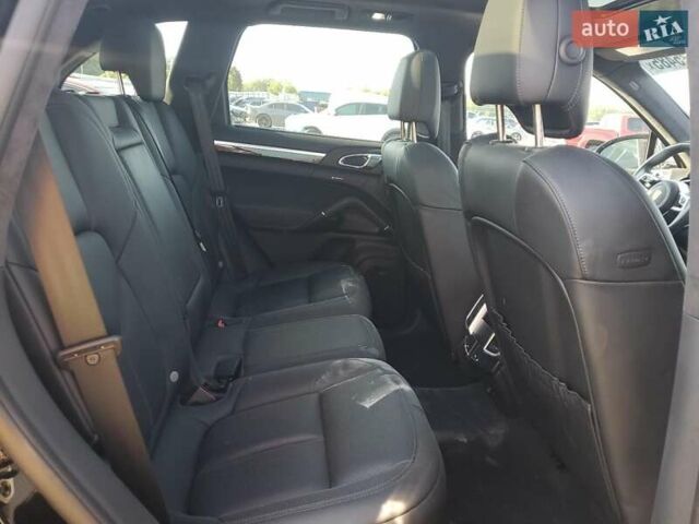 Черный Порше Каен, объемом двигателя 3.6 л и пробегом 62 тыс. км за 8800 $, фото 9 на Automoto.ua