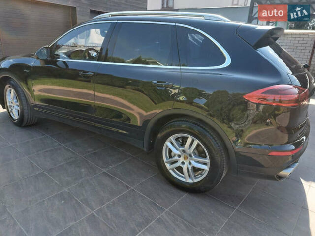 Чорний Порше Cayenne, об'ємом двигуна 4.13 л та пробігом 202 тис. км за 42000 $, фото 4 на Automoto.ua