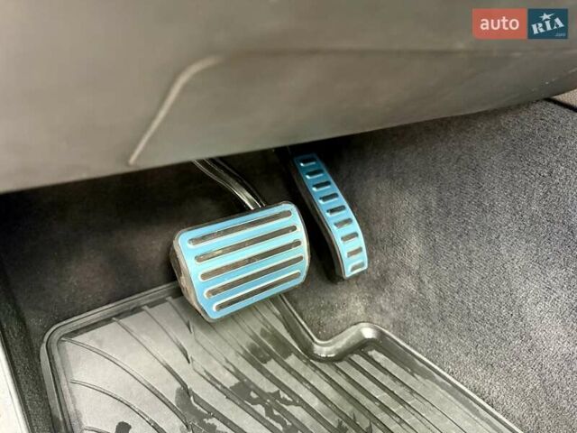 Черный Порше Каен, объемом двигателя 3 л и пробегом 140 тыс. км за 25900 $, фото 66 на Automoto.ua