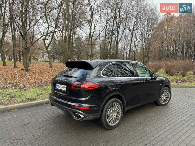 Черный Порше Каен, объемом двигателя 2.97 л и пробегом 249 тыс. км за 37000 $, фото 4 на Automoto.ua