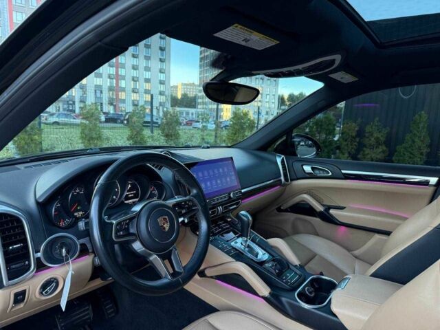 Черный Порше Каен, объемом двигателя 3.6 л и пробегом 168 тыс. км за 27900 $, фото 10 на Automoto.ua