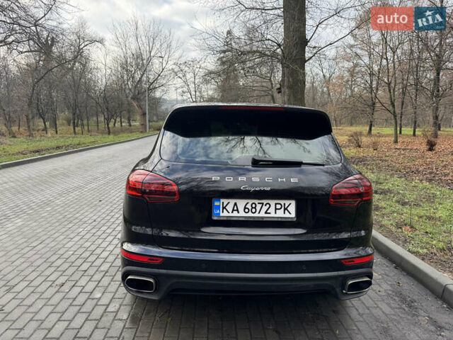 Черный Порше Каен, объемом двигателя 2.97 л и пробегом 249 тыс. км за 37000 $, фото 6 на Automoto.ua
