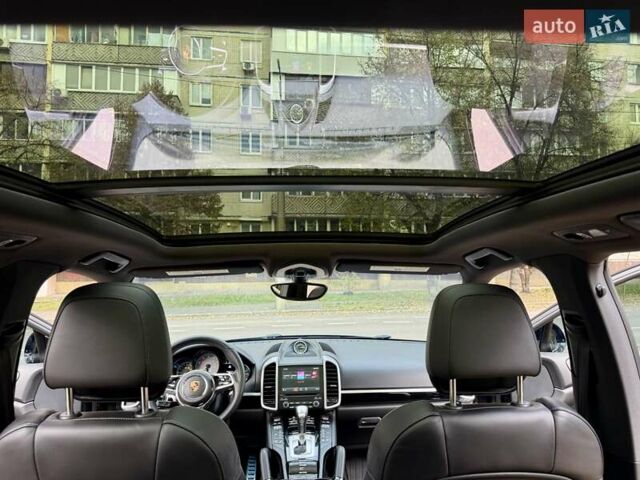 Черный Порше Каен, объемом двигателя 3 л и пробегом 140 тыс. км за 25900 $, фото 37 на Automoto.ua