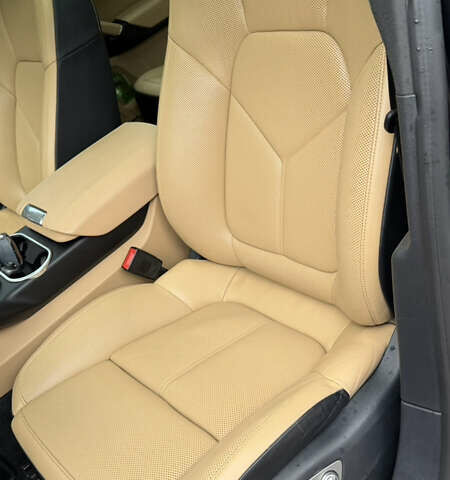 Черный Порше Каен, объемом двигателя 2.97 л и пробегом 138 тыс. км за 35500 $, фото 17 на Automoto.ua